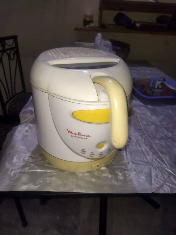 fryer in mint condition for home and commercial use 1