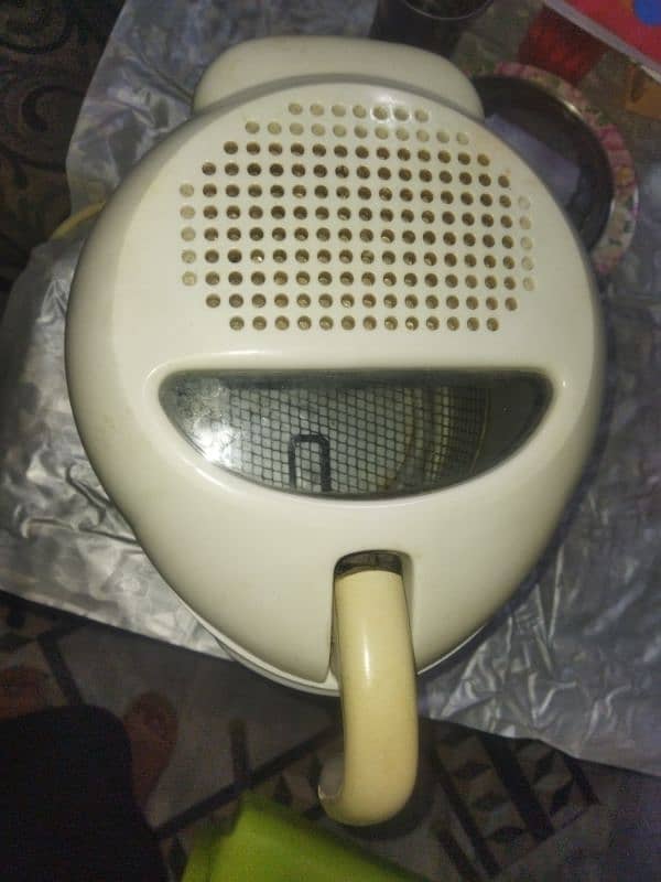 fryer in mint condition for home and commercial use 2