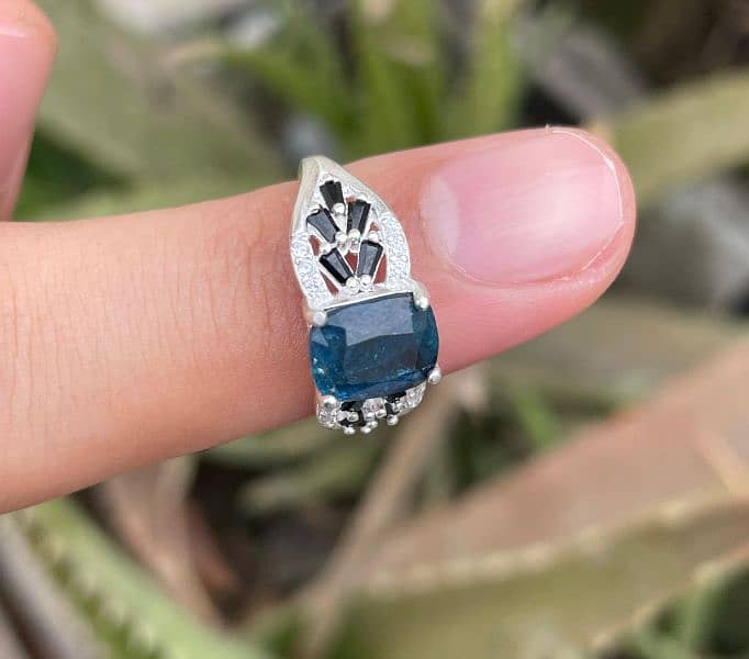 Beautiful Blue Tourmaline silver ring from Afghanistan 3