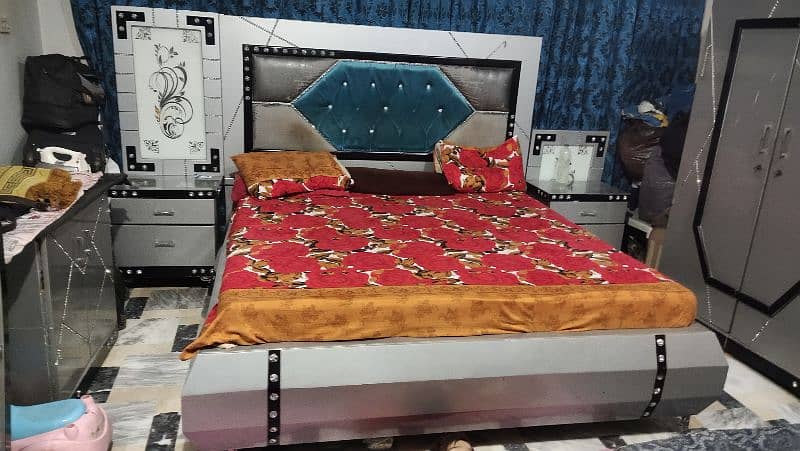 full dico bed room furniture set. . 2