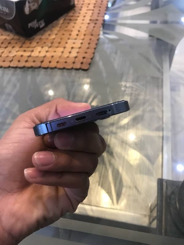 iphone 13 pro sierra blue (factory unlock) 4