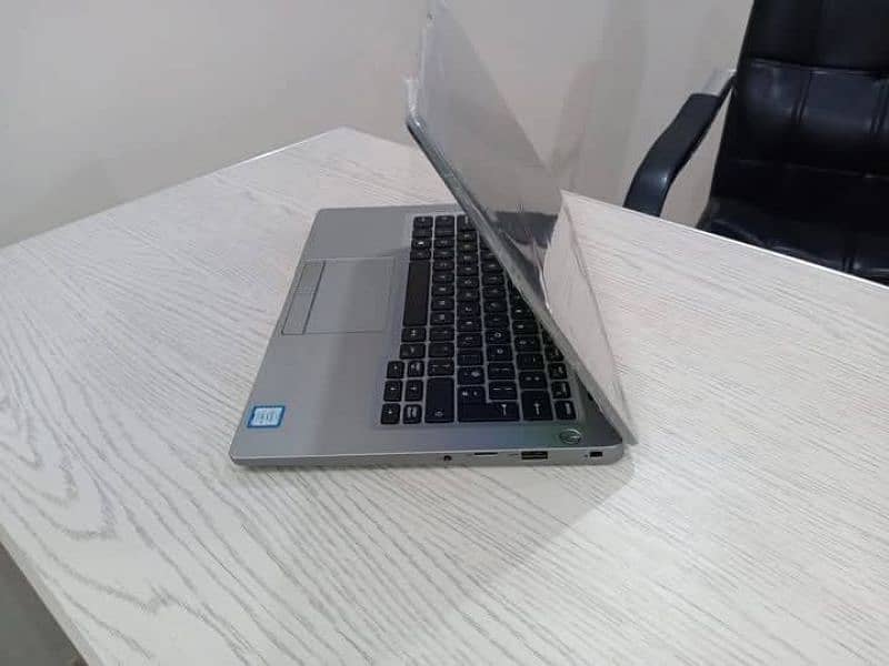 Dell Latitude 7300 6