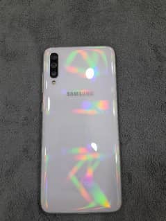 Samsung A70