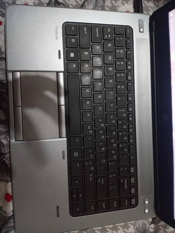 HP probook 640 G1 1