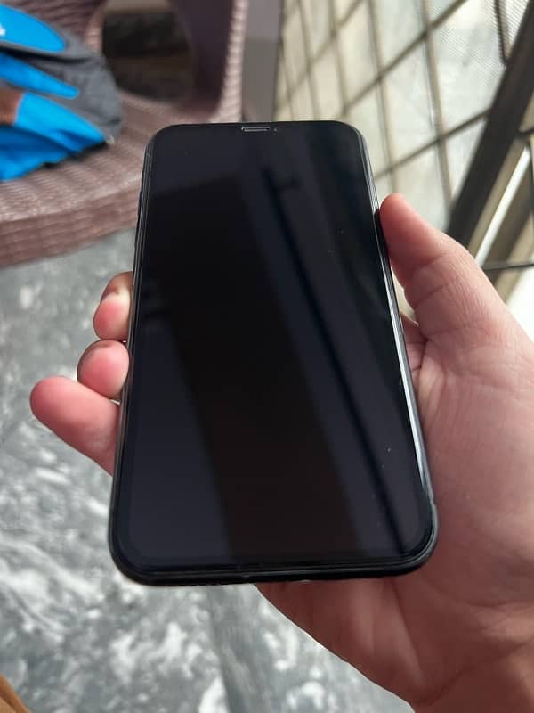 iPhone 11 Jv 64Gb 4months Sim Time 8