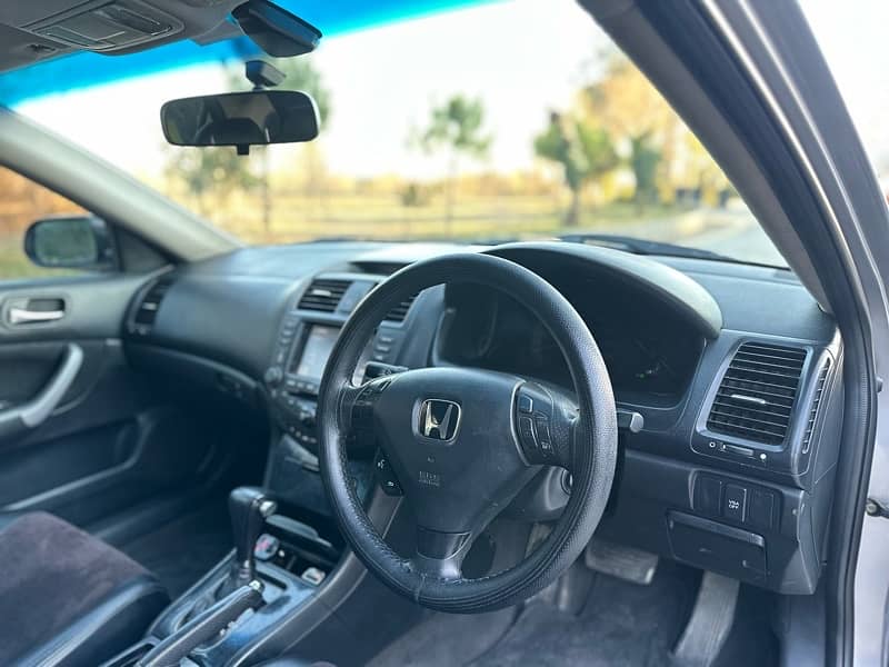 Honda Accord 2003 8