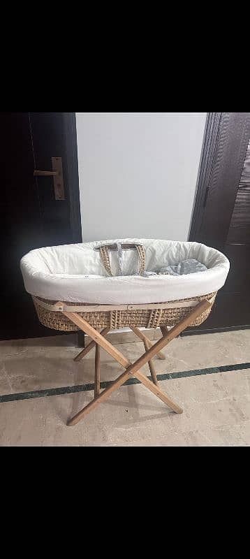 baby cot imported made in turkey. 0