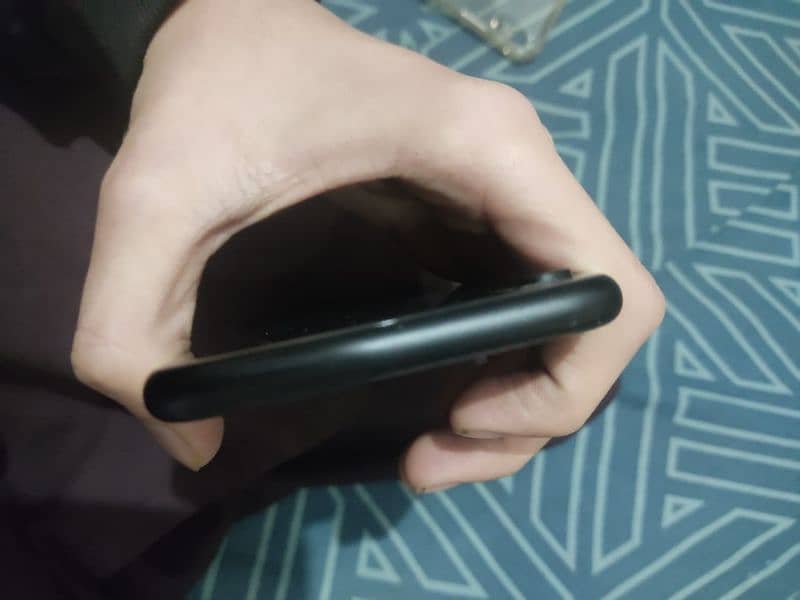 Iphone XR non pta F U (Exchange possible) 2