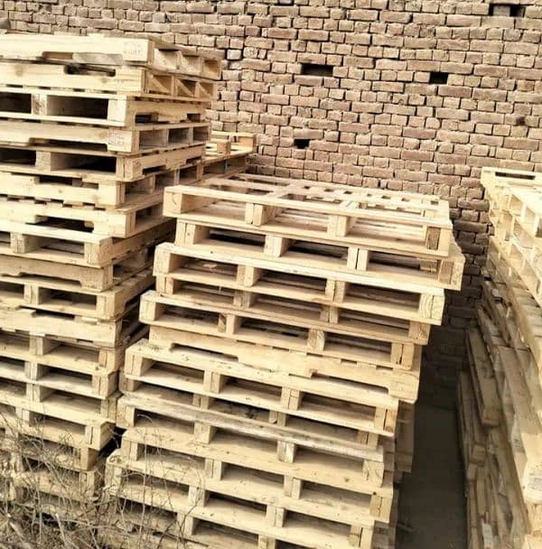 wooden Pallets 0