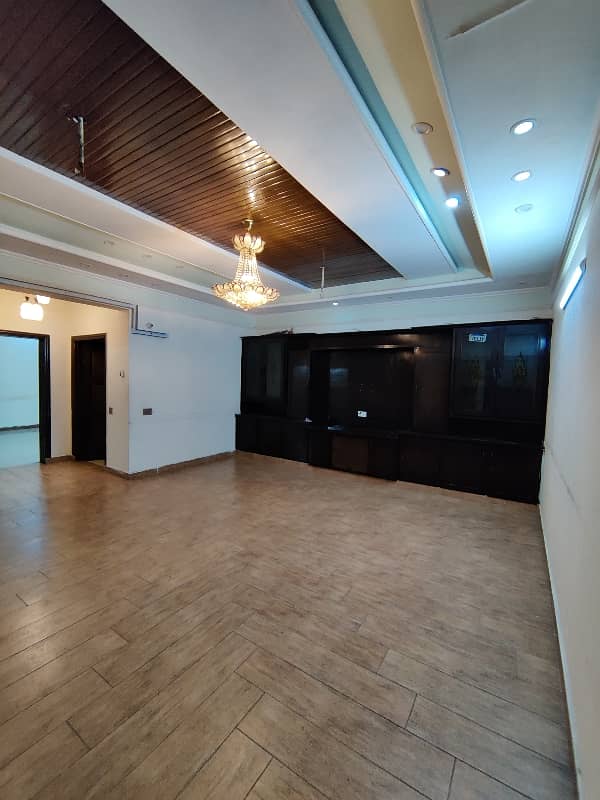 10 Marla Upper portion For Rent iqbal town 1