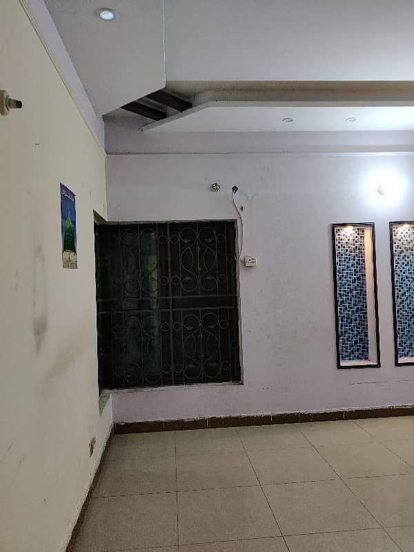 10 Marla Upper portion For Rent iqbal town 14