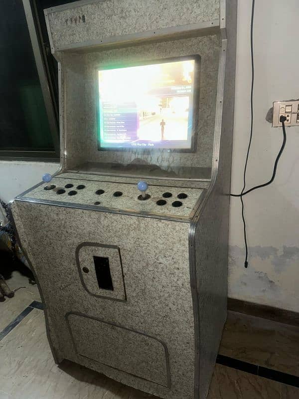 Retro King Arcade – 9/10 Condition, Fully Functional! 1