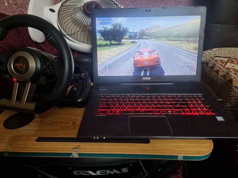 MSI GAMING LAPTOP 0