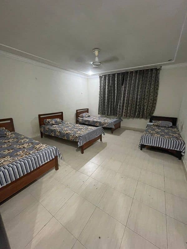 URGENT: Luxury Boys Hostel E-11/2 Near Markaz -  Ramadan Deal" 0