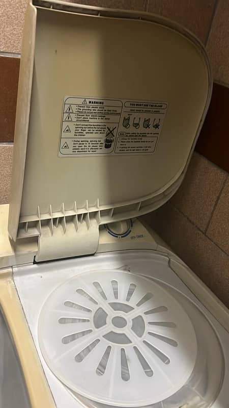 Haier twin tab washing machine 4