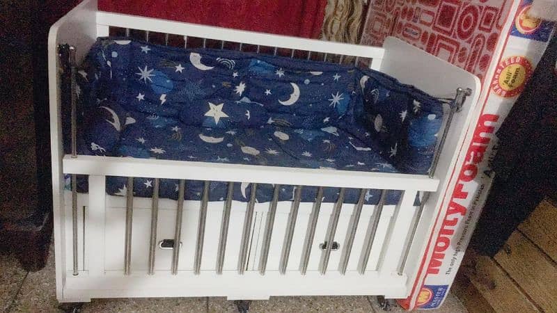 baby cot 0