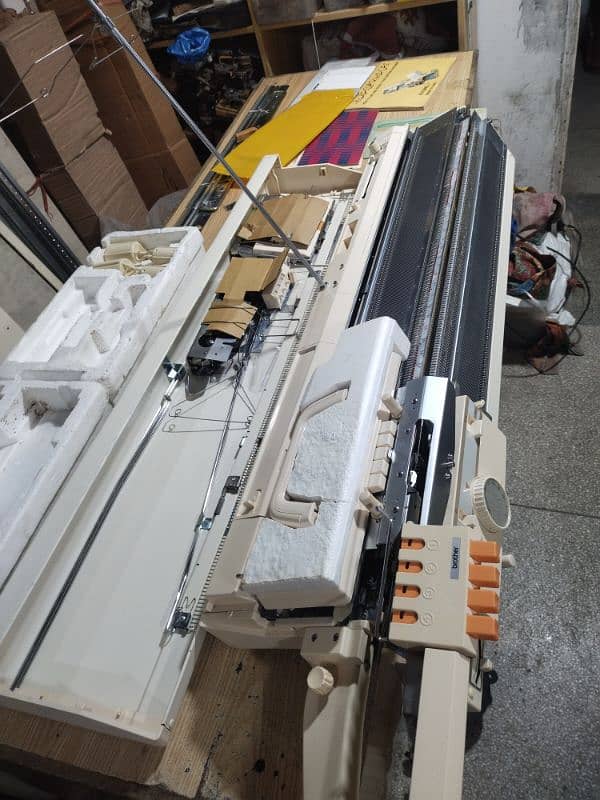 brother knitting machine KH840 2