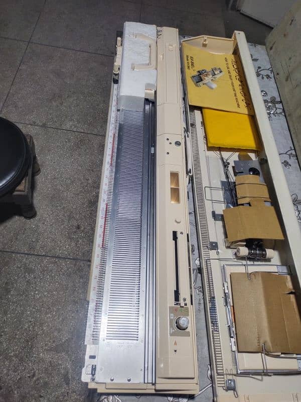 brother knitting machine KH840 8