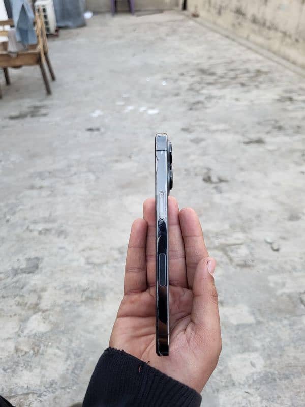 Iphone 13 pro 128gb non pta jv 4