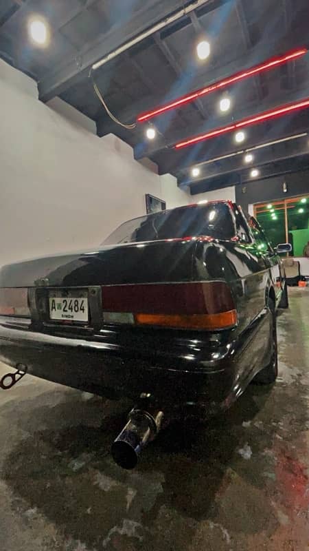 Toyota Crown 1990 Automatic 3