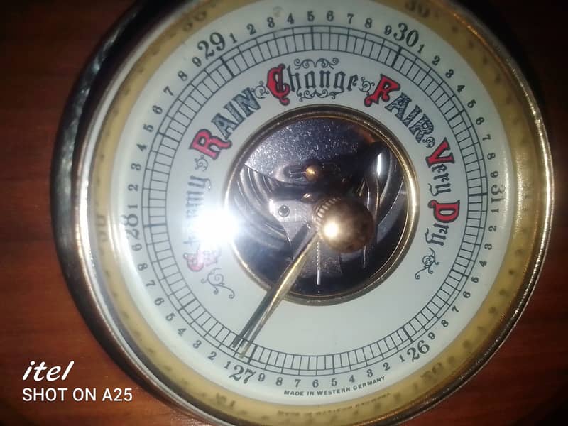 VINTAGE BAROMETER 3