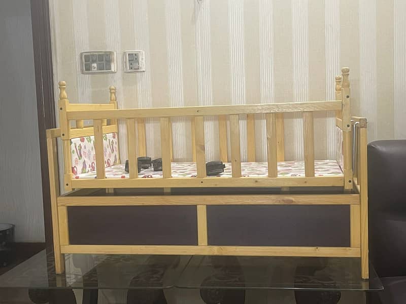 kids jhoola with bed and draw for sale 1