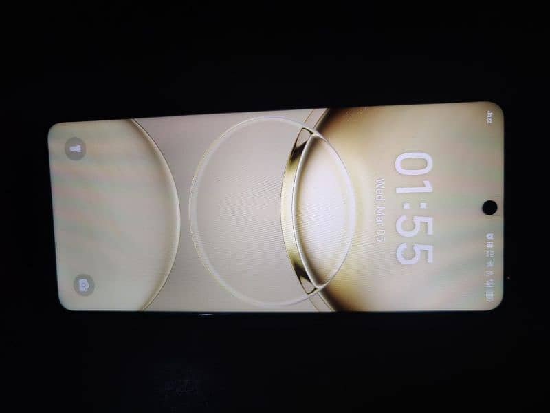 tecno spark 30 condition 10 v 10 6