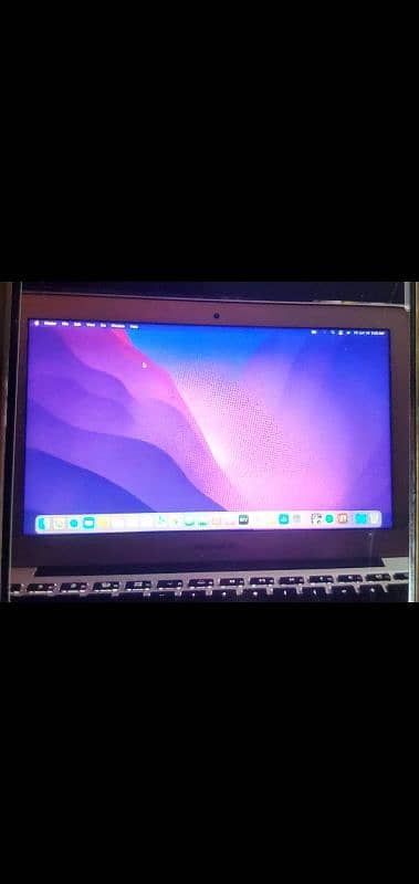 Canadian import apple Macbook air 2015 core i7 3