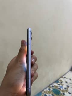 iphone 11 jv purple 64 gb 9/10 total geniun