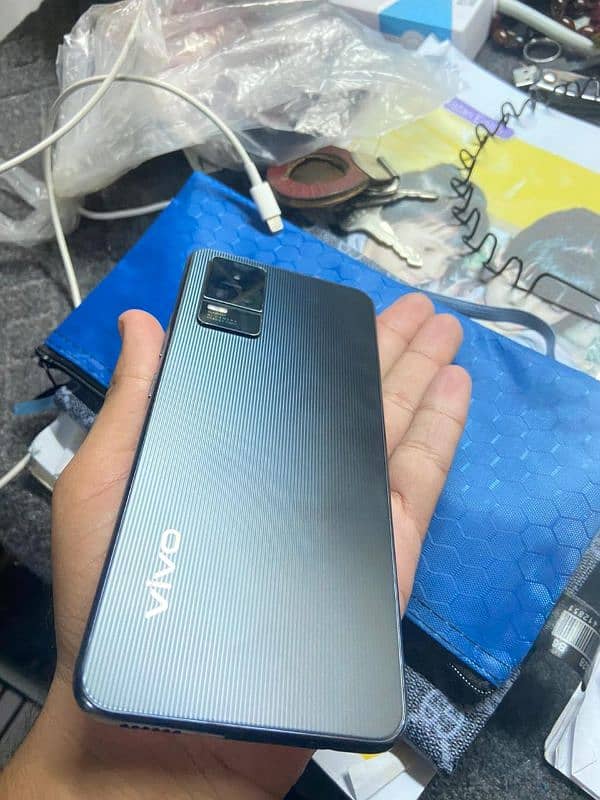 Vivo V21e 0