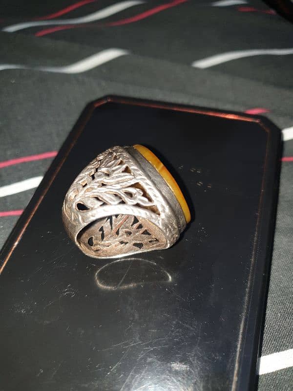 biggest size zard aqeeq in handmade silver ring 2