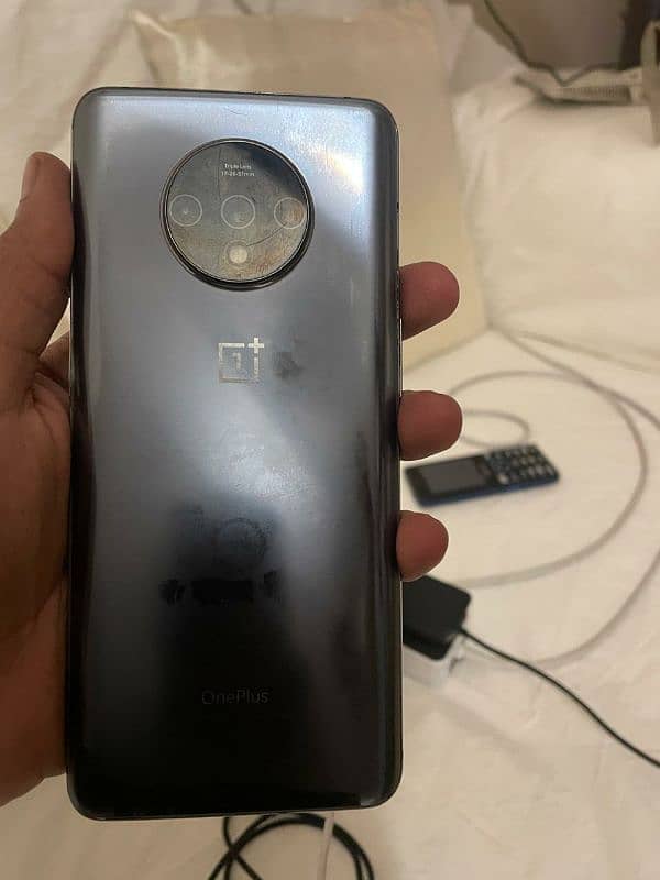 one plus 7t 6/128 condition 10/9.5 1