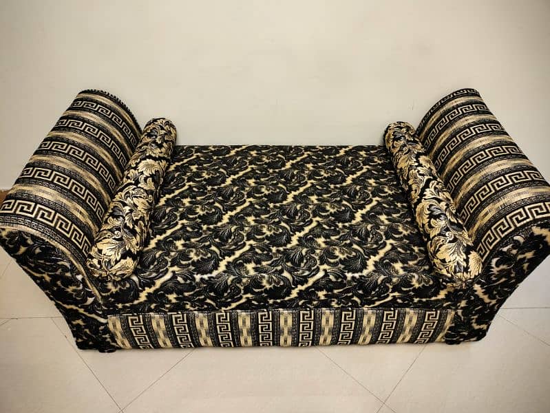 5 seater sofa with setty/dewan 2