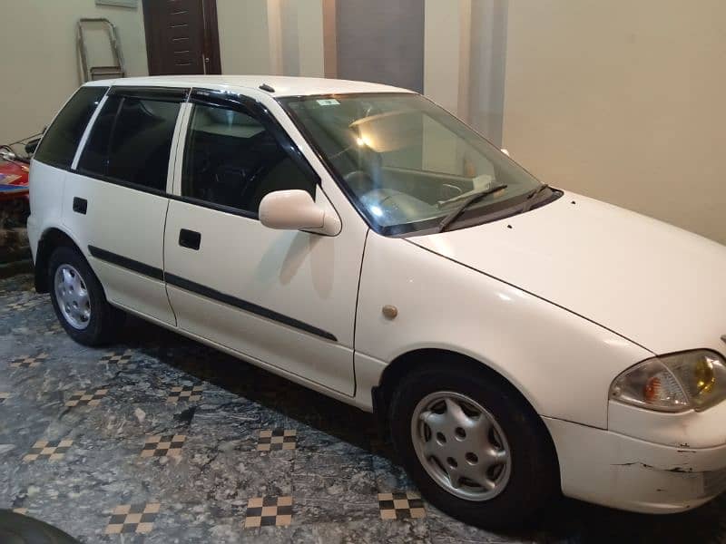 Suzuki Cultus 2016 0