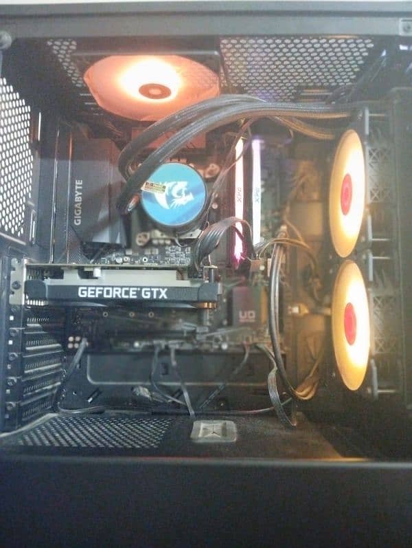 Gaming PC i7 11700k with GTX 1650 2