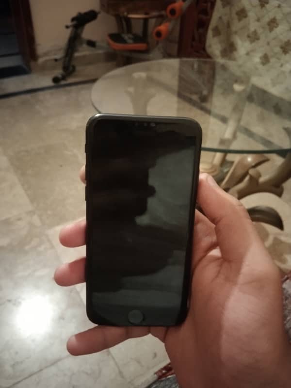 Iphone 7 Pta Approved In Good Condition 0