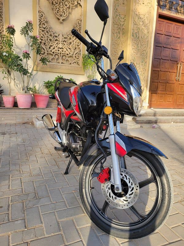 Honda CB 150 F_ Model -2019 Hyderabad Registerd 1st owner 13