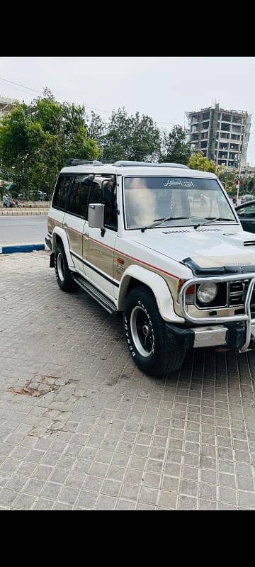 Mitsubishi Pajero 1989 1