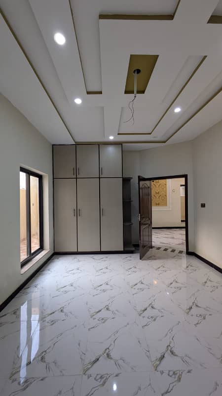 5 Marla Brand new House For Rent Nasheman Iqbal phase 2 college road Lahore 9