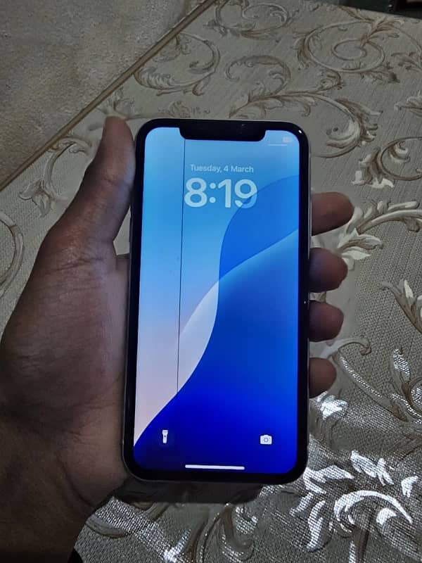 I phone Xr  factory unlock 64 Gb battery health 78 Face ID ok 2