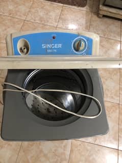 Singer spin Dryer