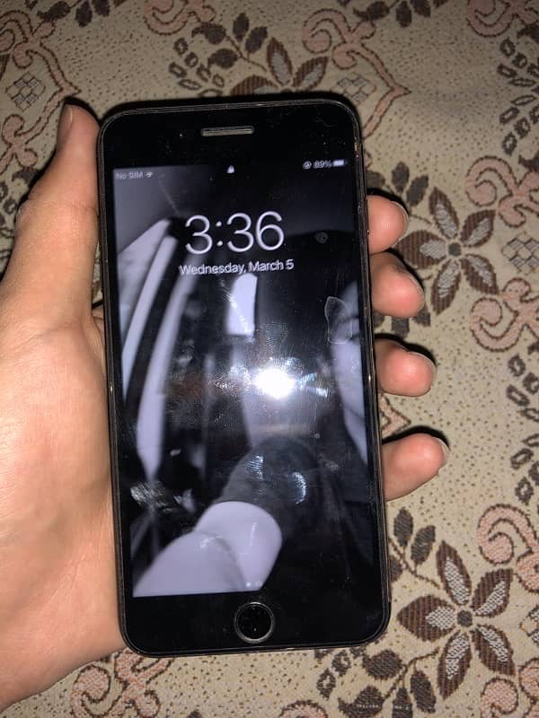 iphone 7+ in reasonable price 4