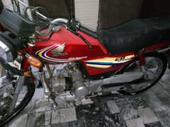 1 CD 70 bike for urgent sale price 80000