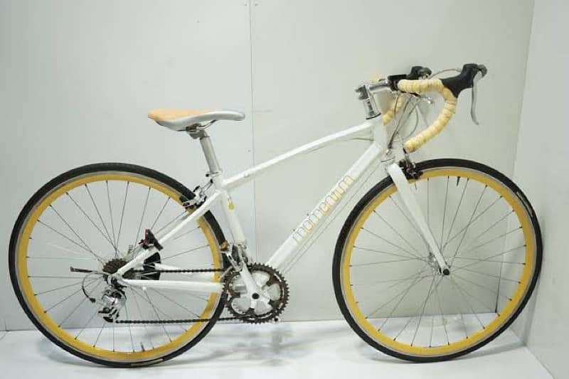 240momentum iwant 2.1f road bike 0