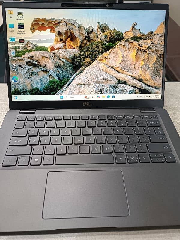 DELL Latitude 7310 8