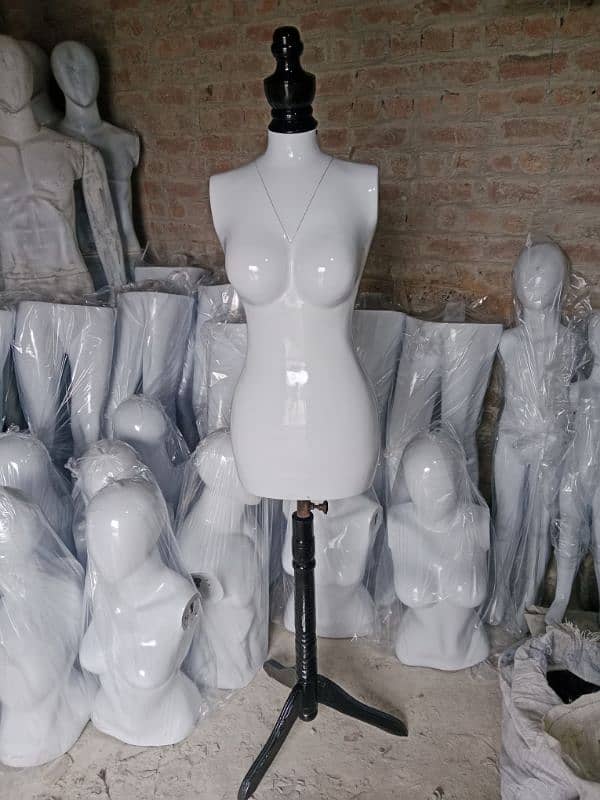 Woman dummy 6