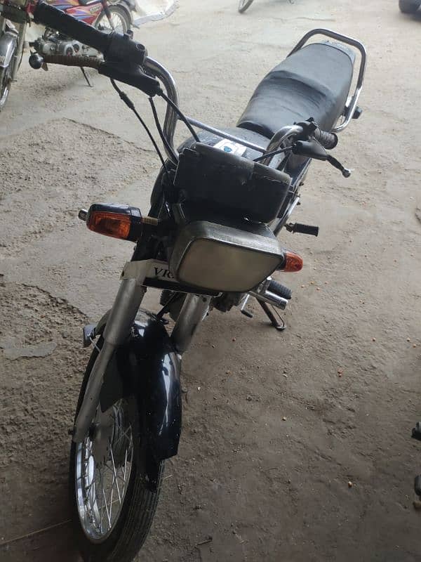 Yamaha Janoon 2011 Model Genion 1