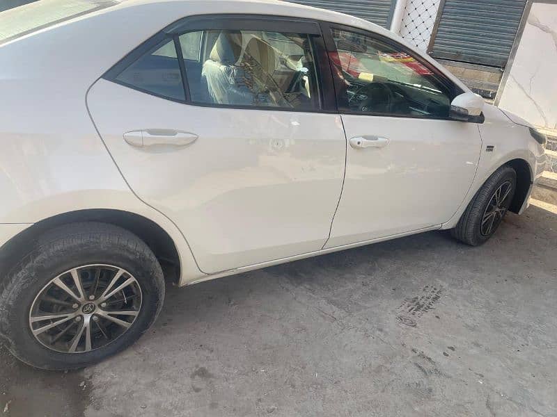 Toyota Corolla XLI 2016 Genuine condition 2