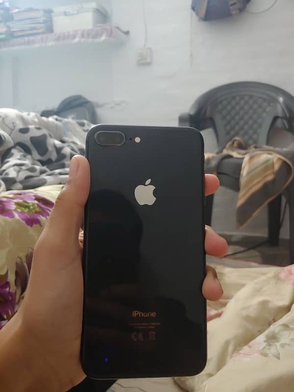 iphone 8 plus 1