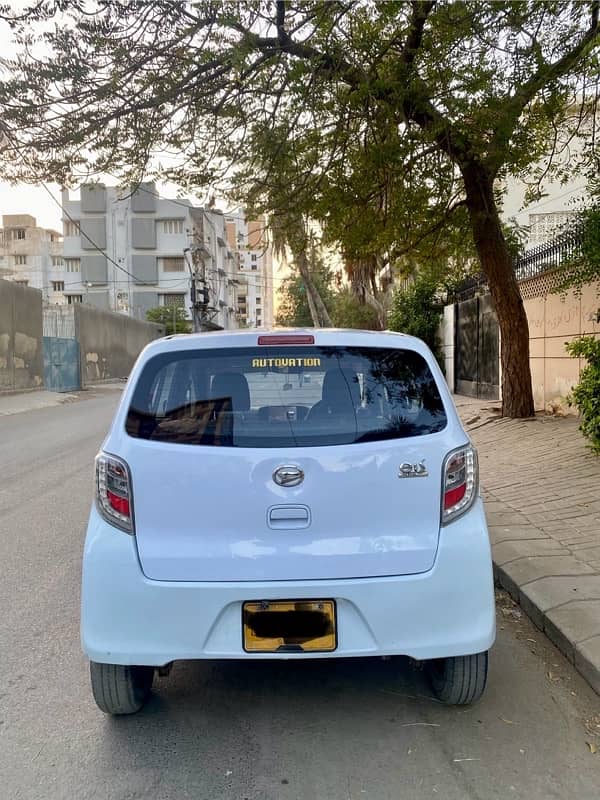 Daihatsu Mira 2016 1